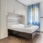 아파트 Joivy Superb 2bed Flat With Balcony *