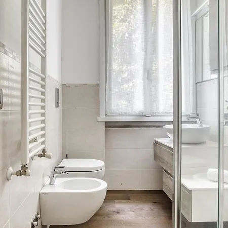 Joivy Superb 2bed Flat With Balcony Διαμέρισμα Μιλάνο