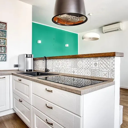 Joivy Superb 2bed Flat With Balcony 아파트 밀라노