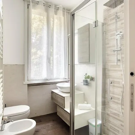 Joivy Superb 2bed Flat With Balcony Apartamento *